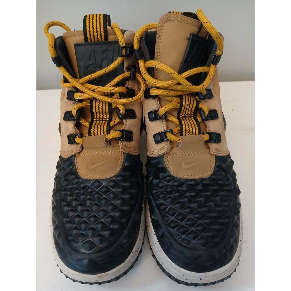 Nike Lunar Force 1 Duckboot '17 in the "Metallic Gold / Black  4Y - Picture 5 of 9